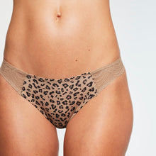 Product gallery. Select Image Smooth Lace Thong Leo